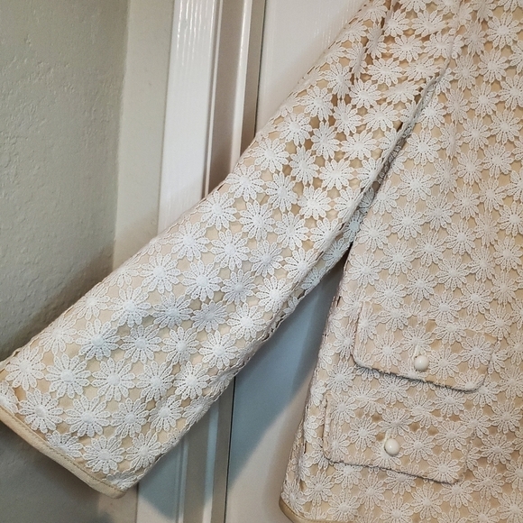 Talbots Womens Open Front Jacket Beige/White Lace Overlay 3/4 Sleeve Size 12P - Picture 7 of 14